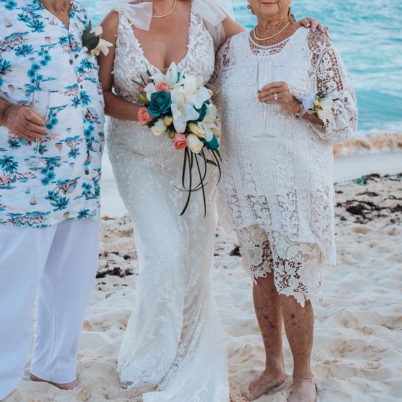 Justin Alexander Gretchen 88326 Plunging V Neck Bead Wedding Dress - Picture 17 of 17